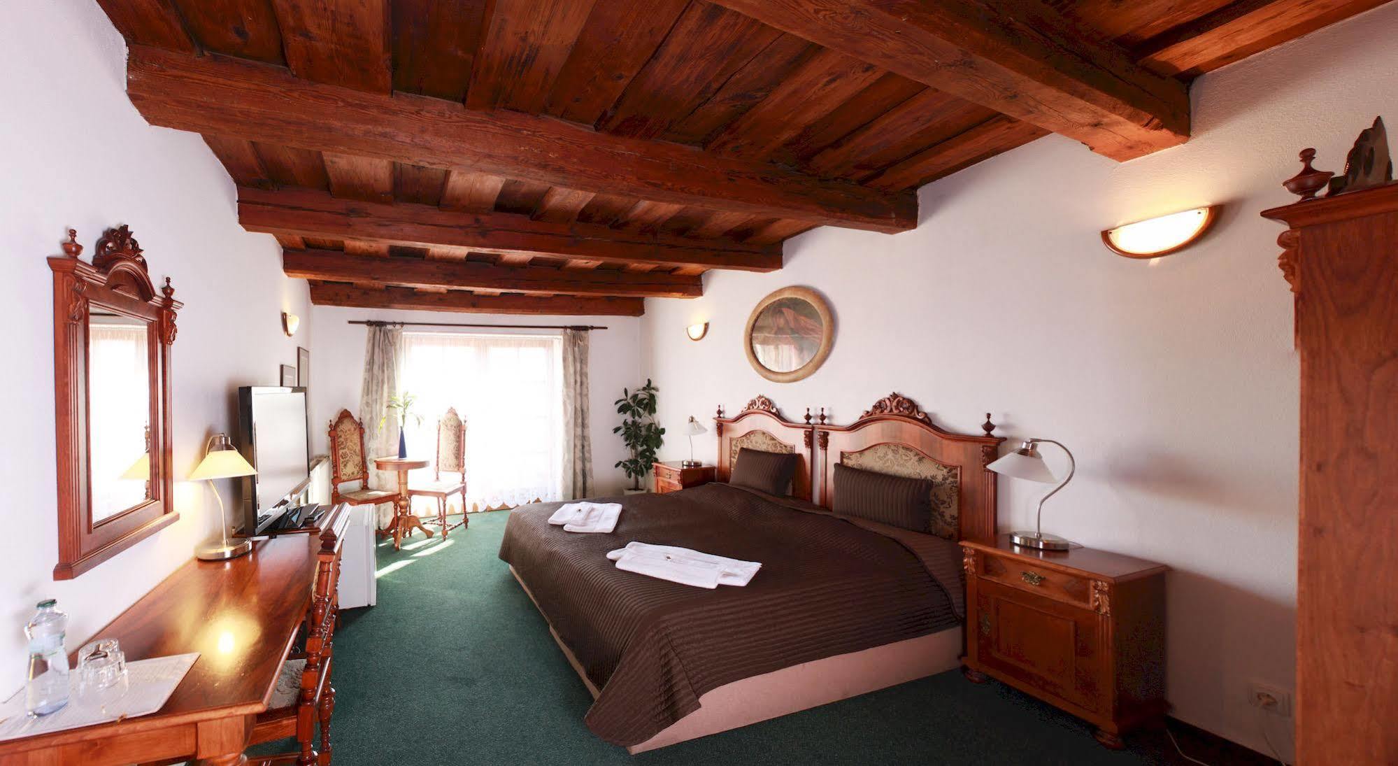 Hotel Zlaty Kohout Mladá Boleslav Eksteriør billede