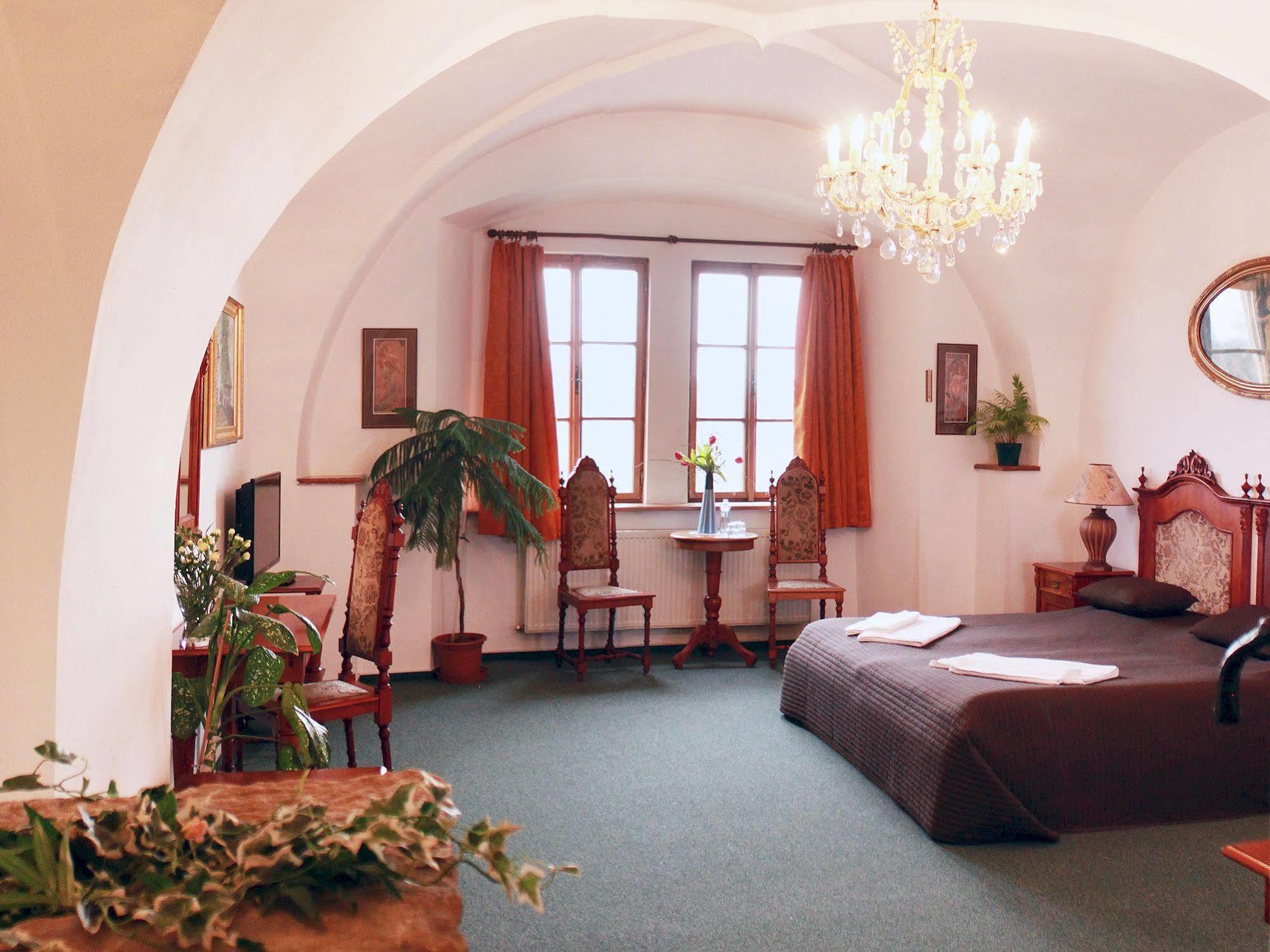 Hotel Zlaty Kohout Mladá Boleslav Eksteriør billede